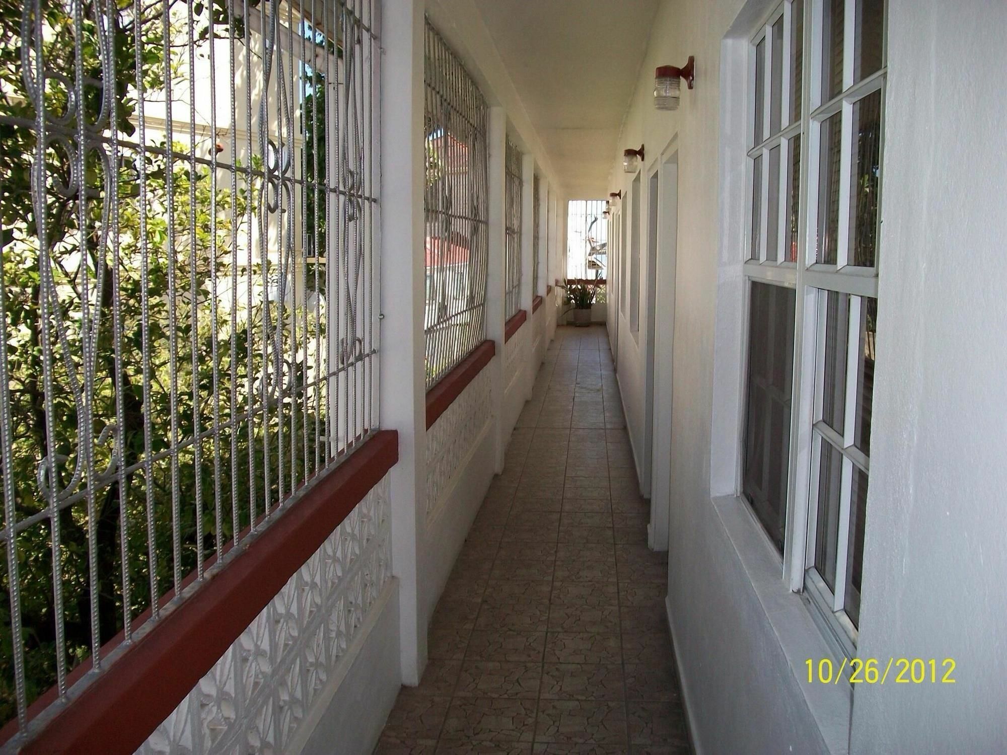 Coningsby Inn Belize City Exterior photo